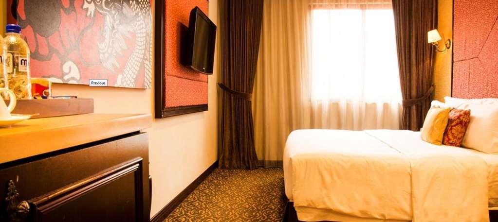 Nostalgia Hotel Singapore Room photo